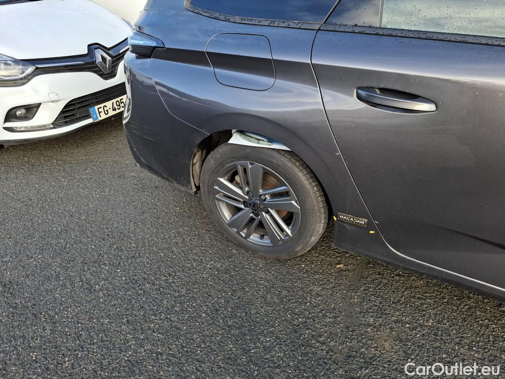  Peugeot  308 PEUGEOT  SW / 2021 / 5P / Break BlueHDi 130 ACTIVE PACK #16