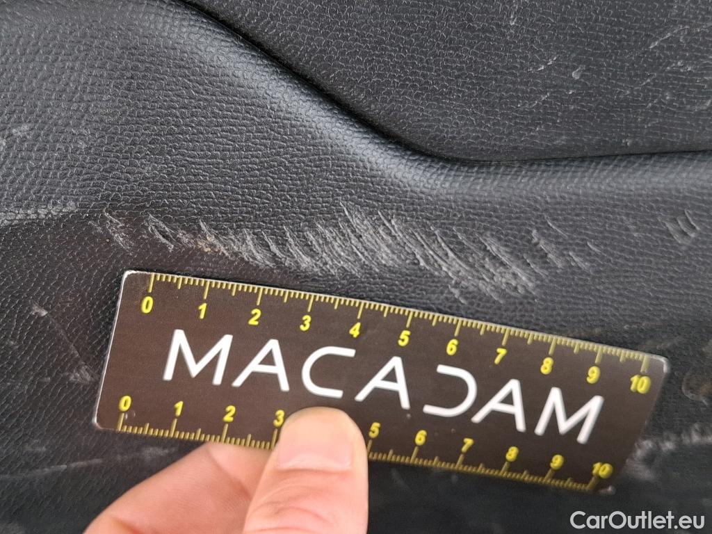  Peugeot  308 PEUGEOT  SW / 2021 / 5P / Break BlueHDi 130 ACTIVE PACK #44