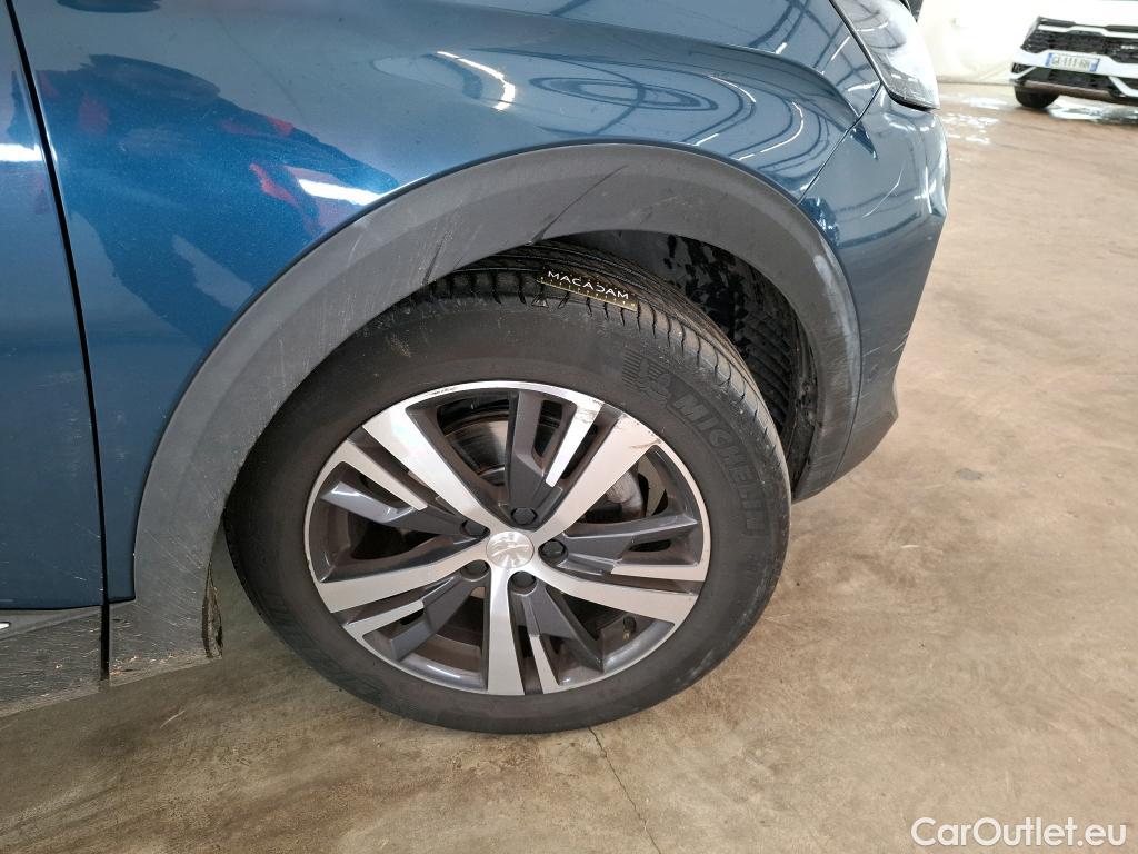  Peugeot  3008  Allure Pack 1.5 HDi 130CV BVA8 E6d #98