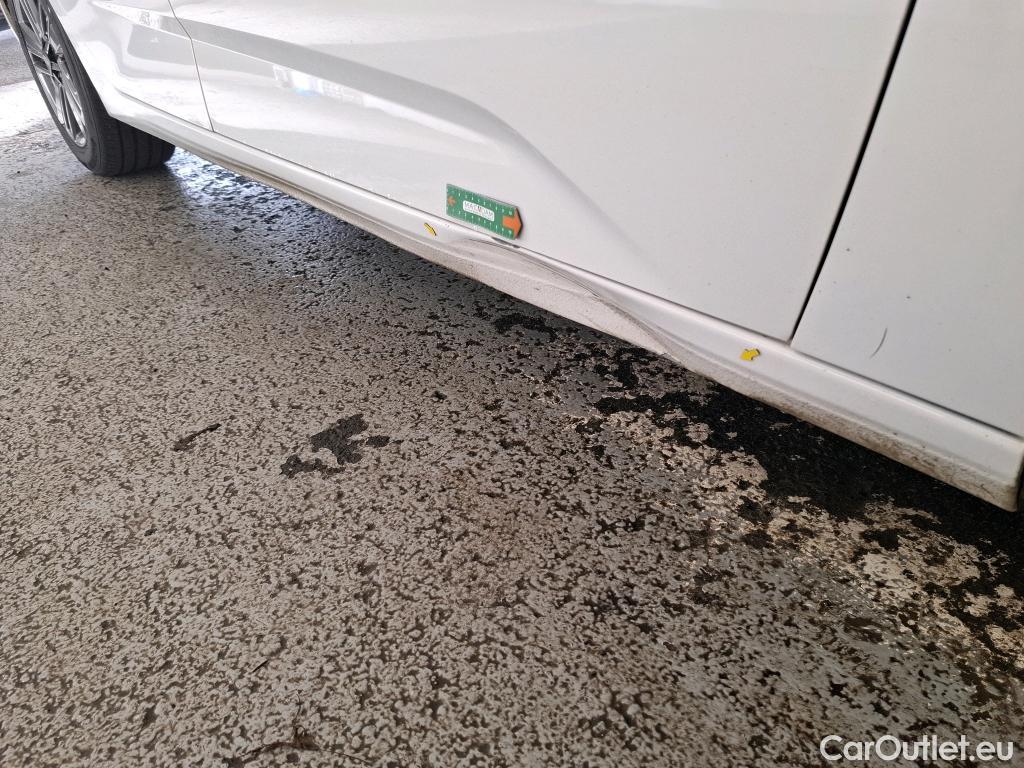  Peugeot  308  Active Pack 1.5 HDi 130CV BVA8 E6d #1