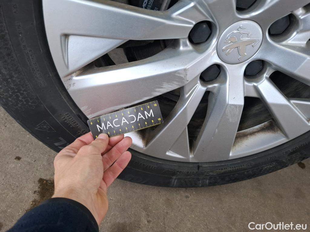  Peugeot  5008  Active Business 1.5 HDi 130CV BVA8 E6d #19