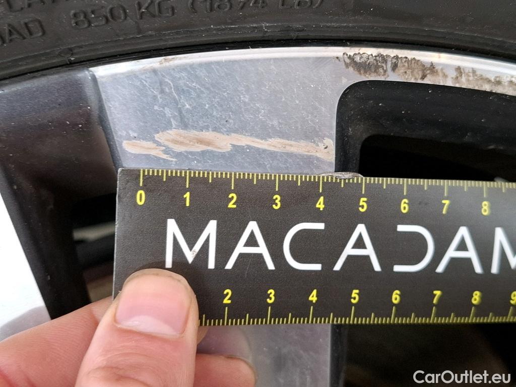  Peugeot  3008  Allure Pack 1.5 HDi 130CV BVA8 E6d #94