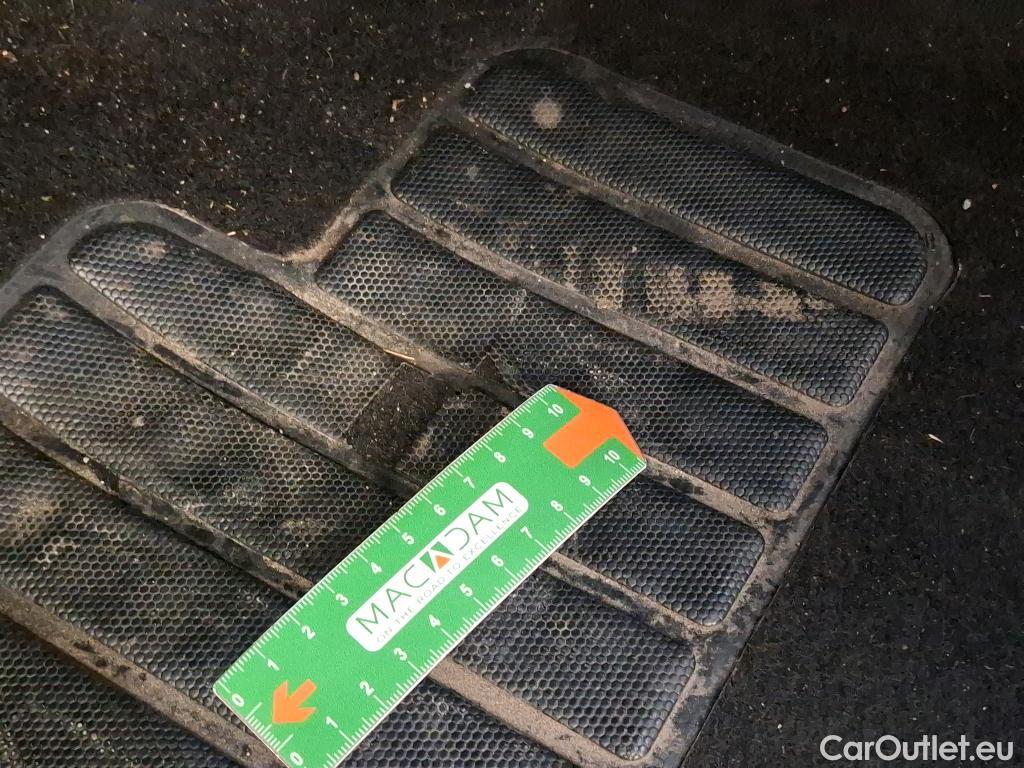  Peugeot  308  Active Pack 1.5 HDi 130CV BVA8 E6d #55