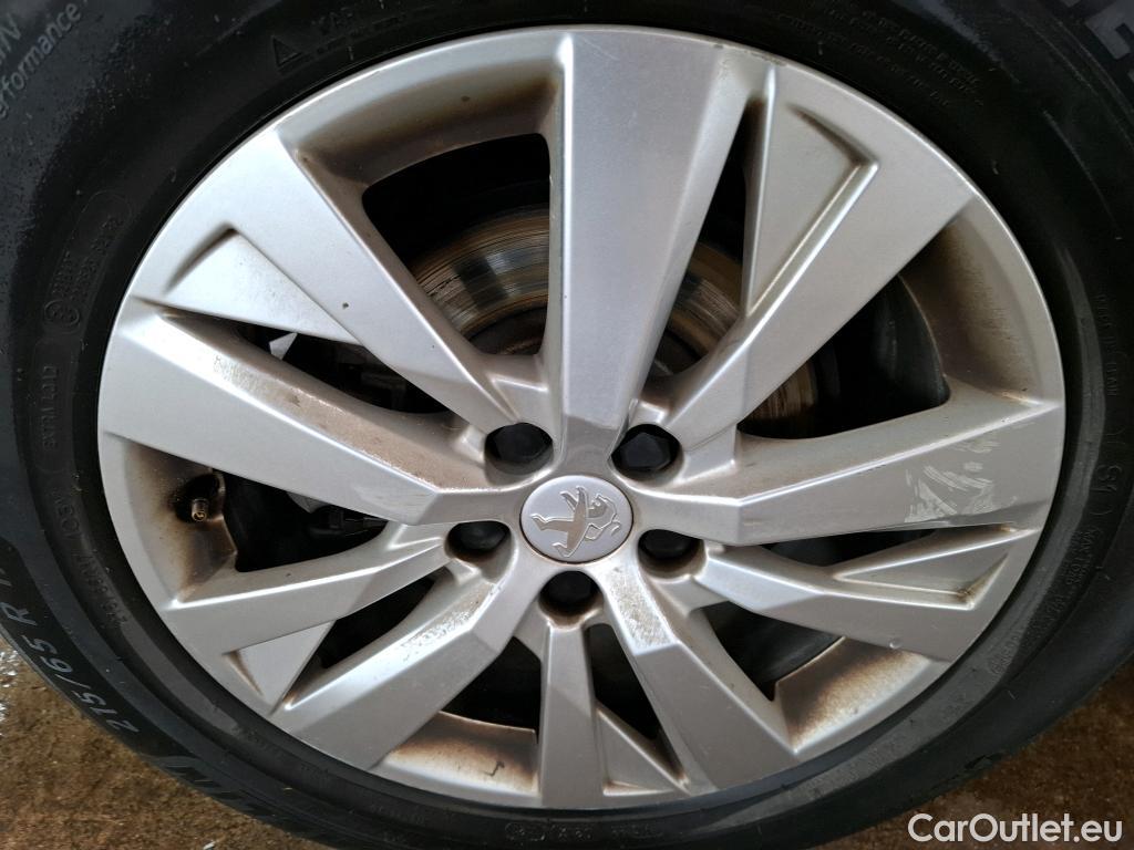  Peugeot  5008  Active Business 1.5 HDi 130CV BVA8 E6d #18