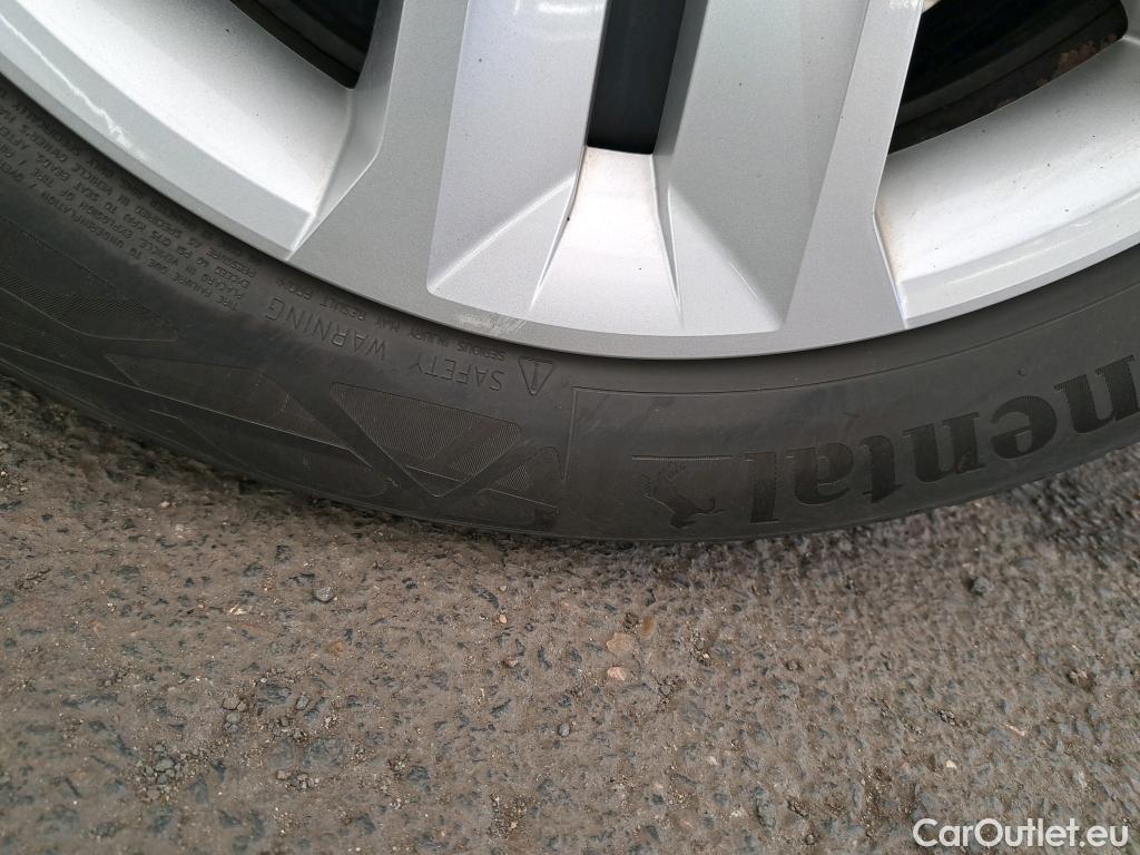  Renault  Captur  II Business 1.6 E-TECH Hybrid 145CV BVA6 E6d #15