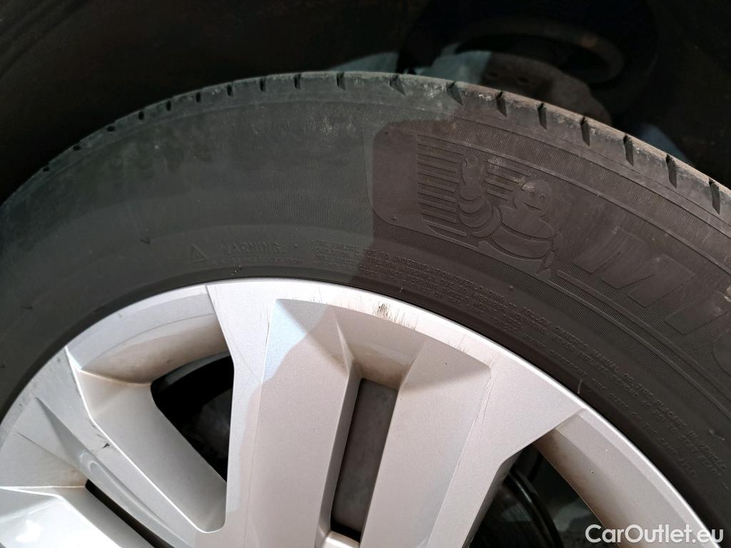  Renault  Captur  II Business 1.6 E-TECH Hybrid 145CV BVA6 E6d #19