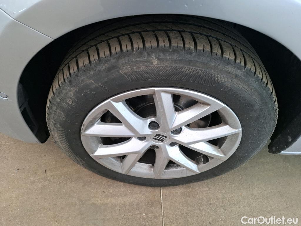  Seat  Leon SEAT  Sportstourer / 2020 / 5P / Break 2.0 TDI 150 DSG S&S Style Business #31