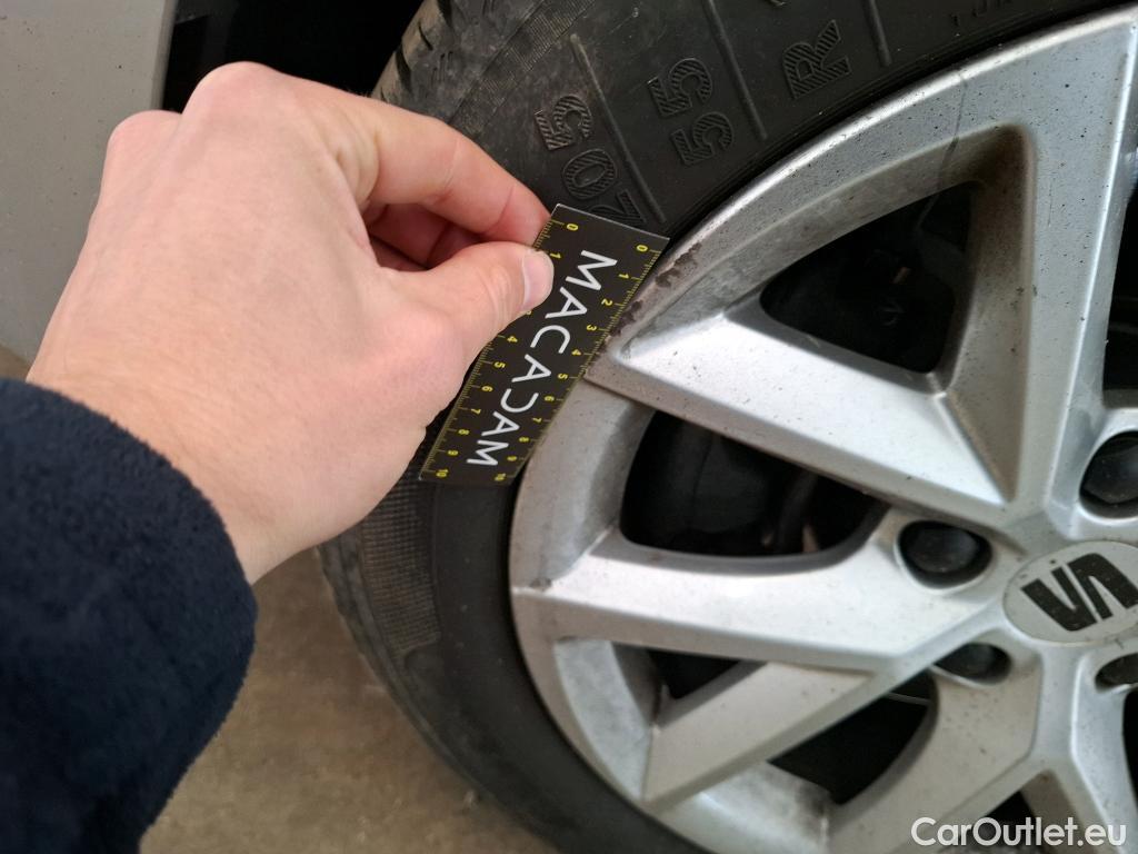  Seat  Leon SEAT  Sportstourer / 2020 / 5P / Break 2.0 TDI 150 DSG S&S Style Business #33