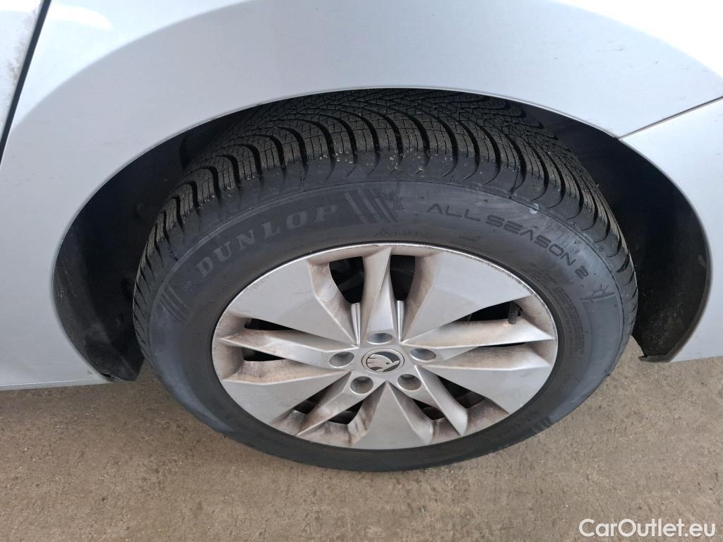  Skoda  Octavia  Break Business 2.0 TDI 115CV BVM6 E6d #8