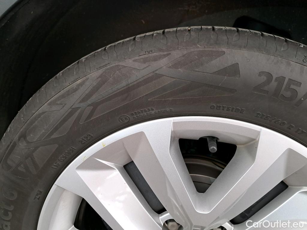  Renault  Captur  II Business 1.6 E-TECH Hybrid 145CV BVA6 E6d #12