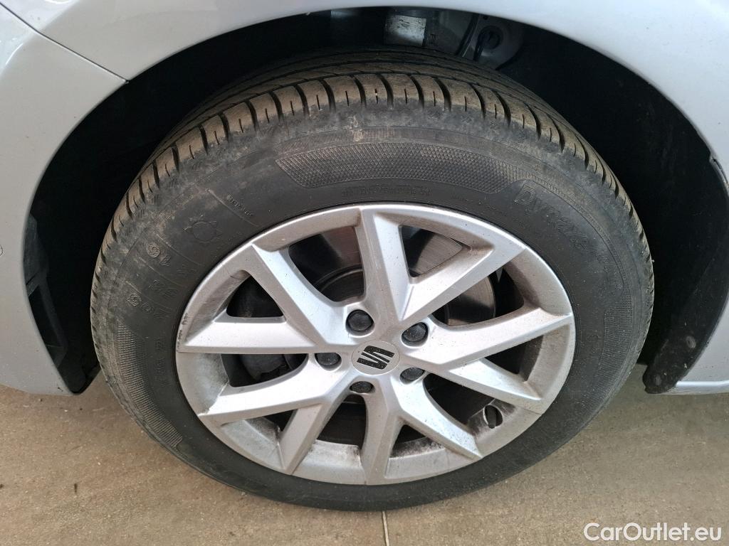  Seat  Leon SEAT  Sportstourer / 2020 / 5P / Break 2.0 TDI 150 DSG S&S Style Business #32