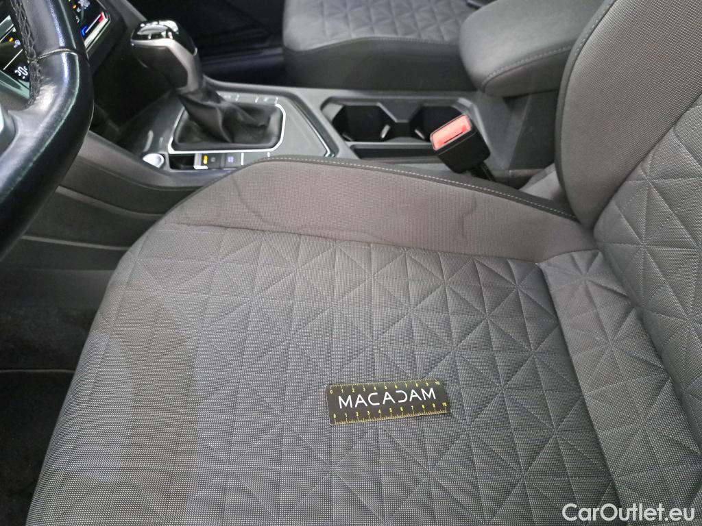  Volkswagen  Tiguan VOLKSWAGEN  / 2020 / 5P / SUV 2.0 TDI 150 DSG7 Life Business #8