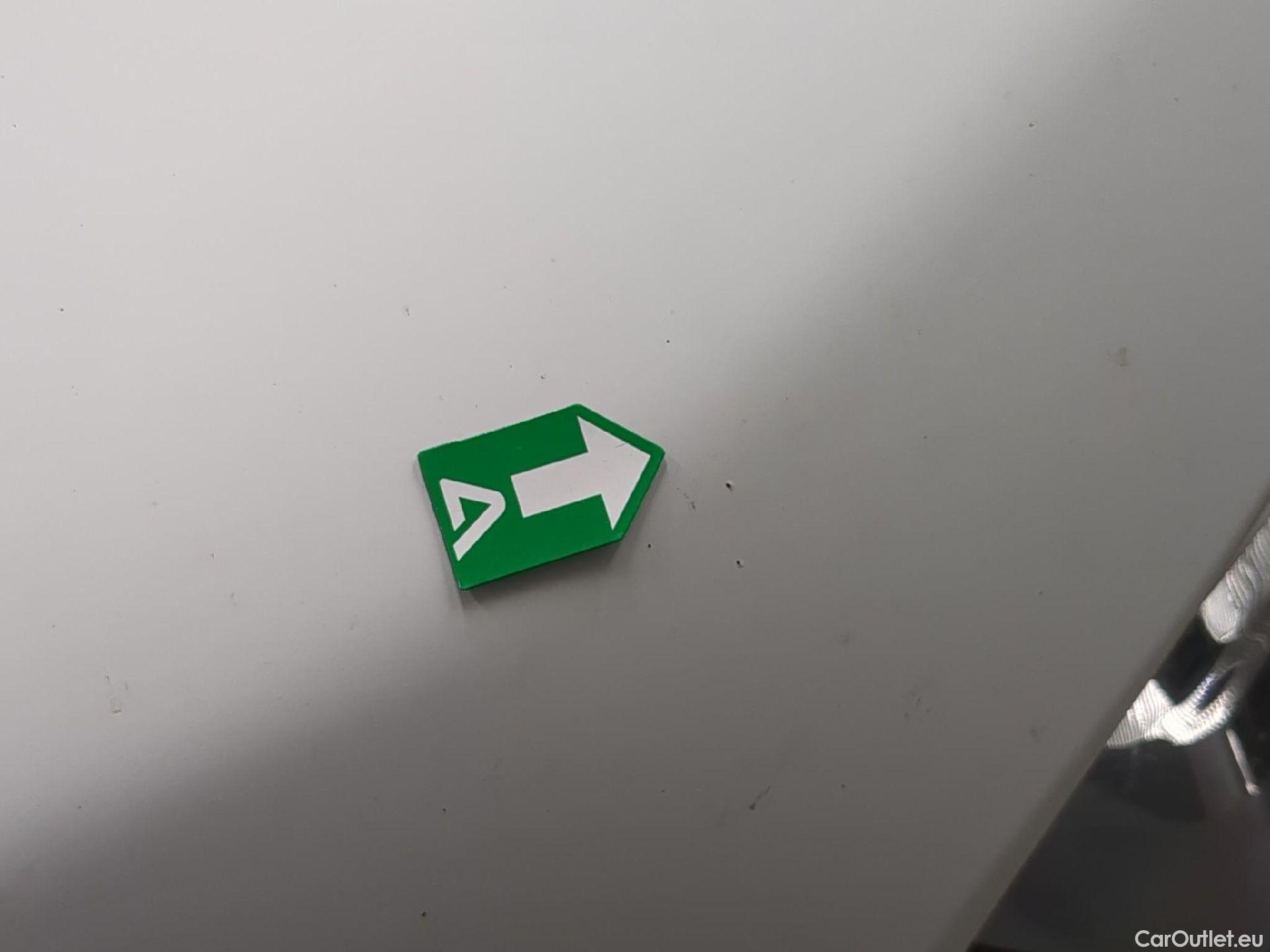  Iveco  Daily IVECO  VU 4p Fourgon 2.3 35S16 V11 H2 3520 #27