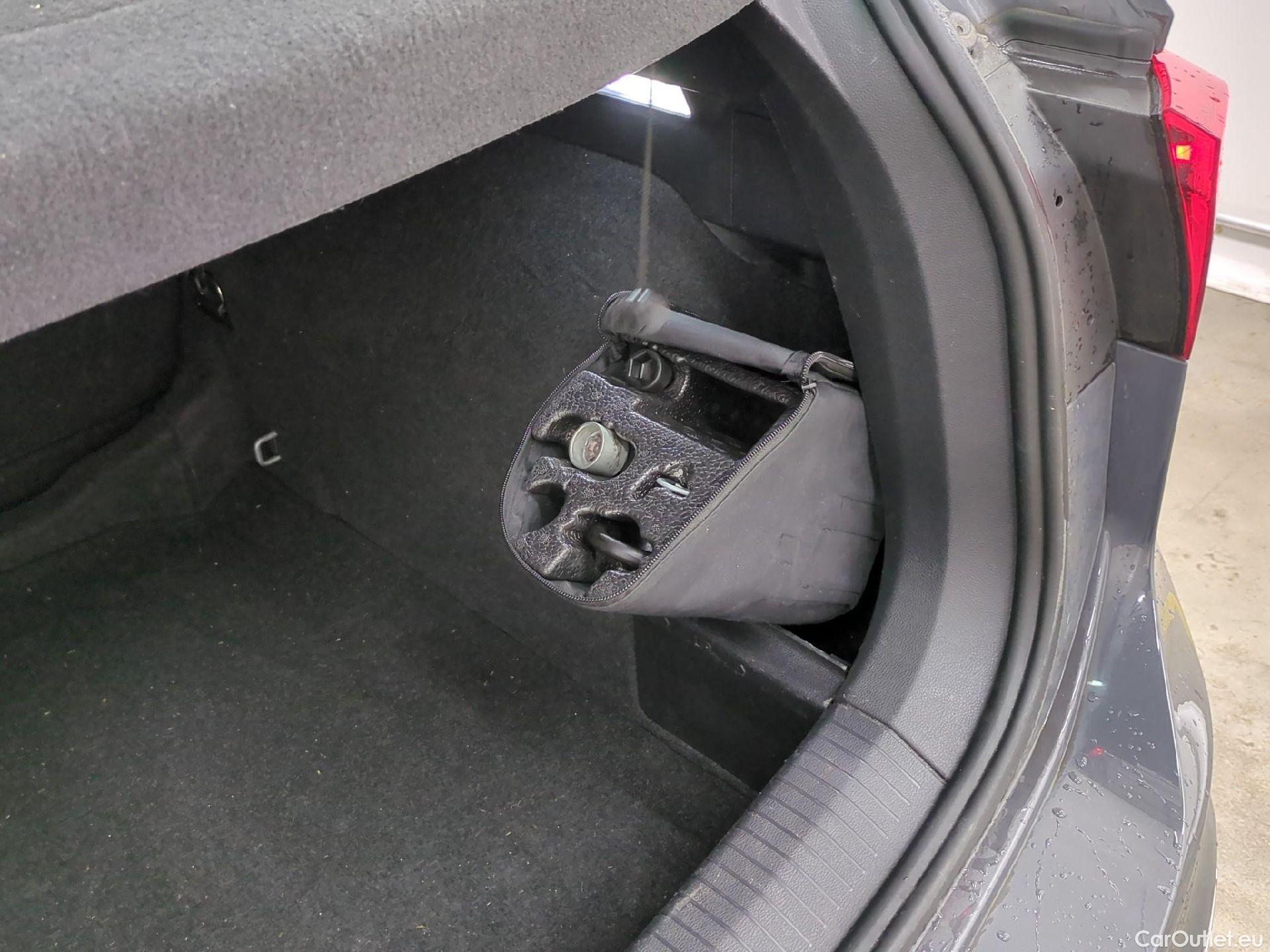  Volkswagen  Tiguan VOLKSWAGEN  / 2020 / 5P / SUV 2.0 TDI 150 DSG7 R-Line #1