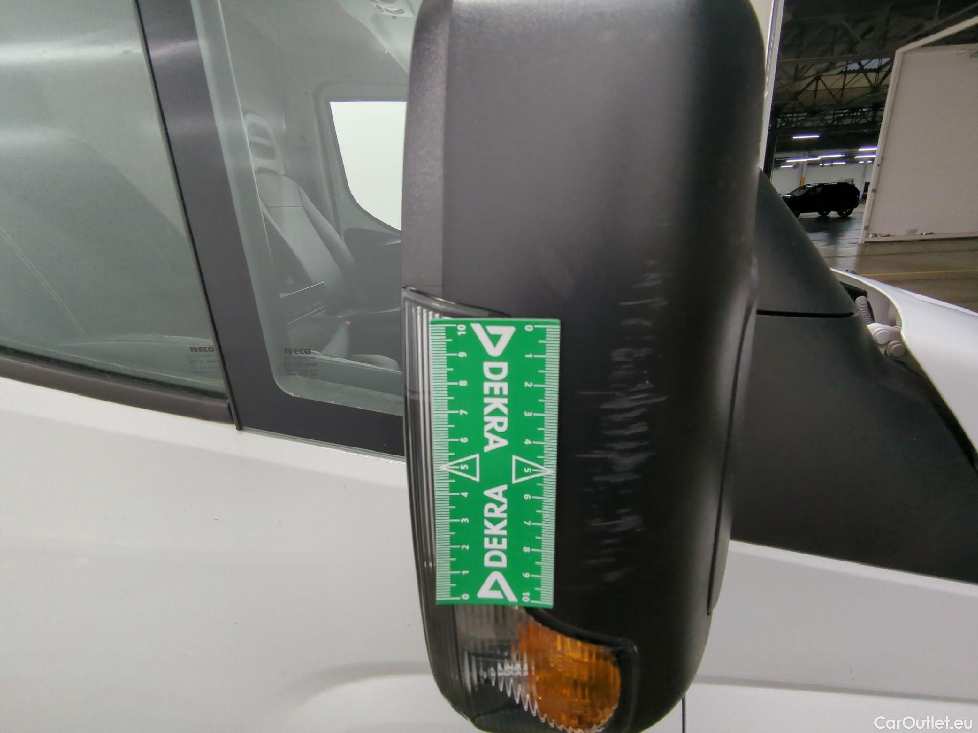  Iveco  Daily IVECO  VU 4p Fourgon 2.3 35S16 V11 H2 3520 #14