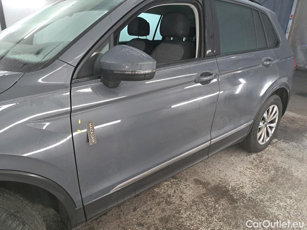  Volkswagen  Tiguan VOLKSWAGEN  / 2020 / 5P / SUV 2.0 TDI 150 DSG7 Life Business #5