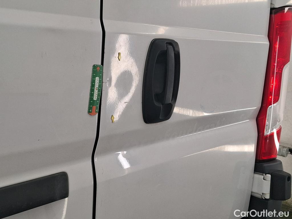  Fiat  Ducato FIAT  2014 4P Fourgon tôlé 30 C H1 23 Multijet 120 Pack Pro Nav #17