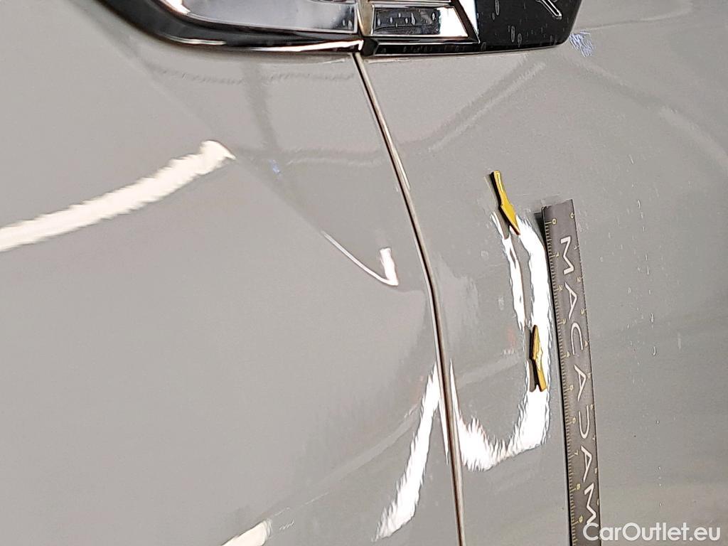  Volkswagen  Tiguan VOLKSWAGEN  / 2020 / 5P / SUV 2.0 TDI 150 DSG7 R-Line #14