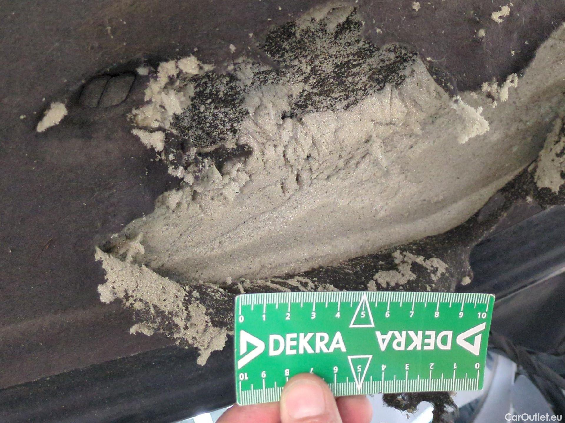  Volkswagen  Tiguan VOLKSWAGEN  / 2020 / 5P / SUV 2.0 TDI 150 DSG7 R-Line #6