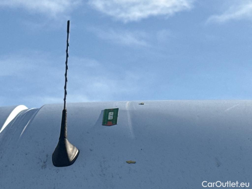  Renault  Master  III Fourgon L2H2 3 5 Grand Confort dCi #2