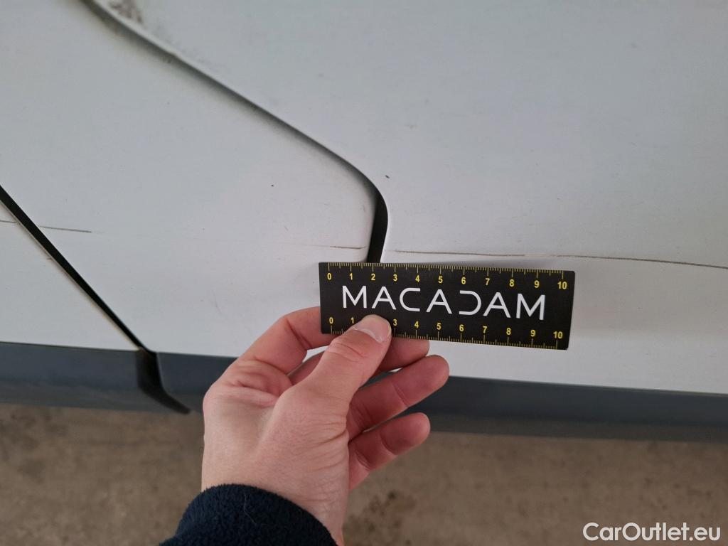  Renault  Master RENAULT  VU 4p Fourgon CA-CF F3500 L2H2 dCi 125 #66