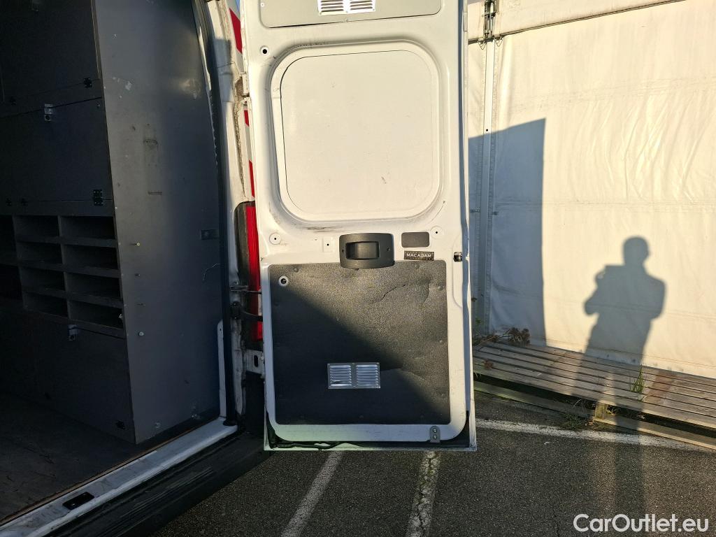  Peugeot  Boxer  Fourgon Surélevé 333 L2H2 Premium BlueHDi 120 Start&Stop HDi 120CV BVM6 E6d #15