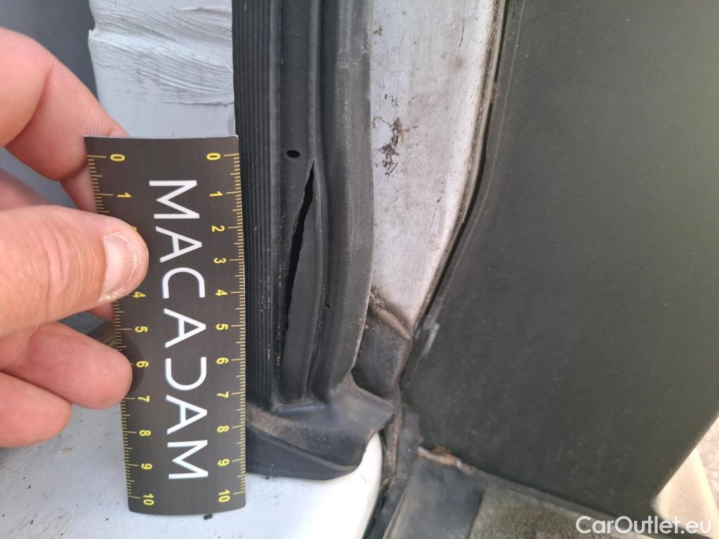  Peugeot  Boxer  Fourgon Surélevé 333 L2H2 Premium BlueHDi 120 Start&Stop HDi 120CV BVM6 E6d #18