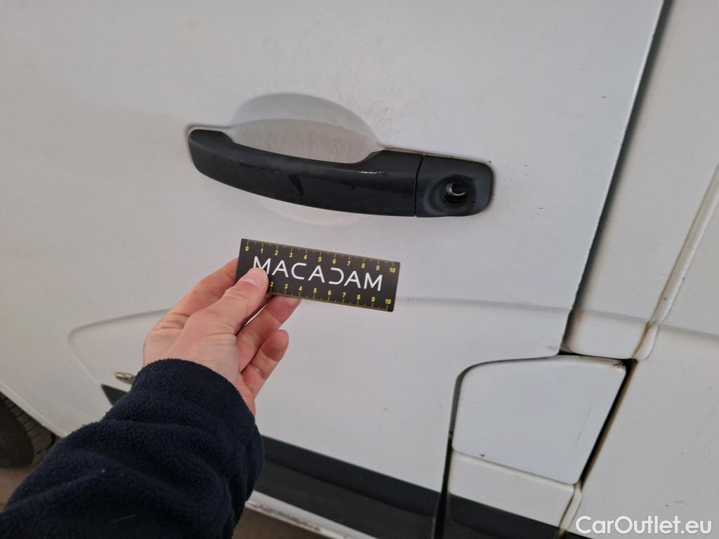  Renault  Master RENAULT  VU 4p Fourgon CA-CF F3500 L2H2 dCi 125 #17