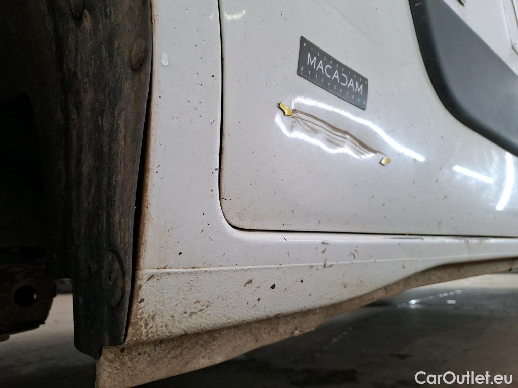  Renault  Master RENAULT  VU 4p Fourgon CA-CF F3500 L2H2 dCi 125 #14