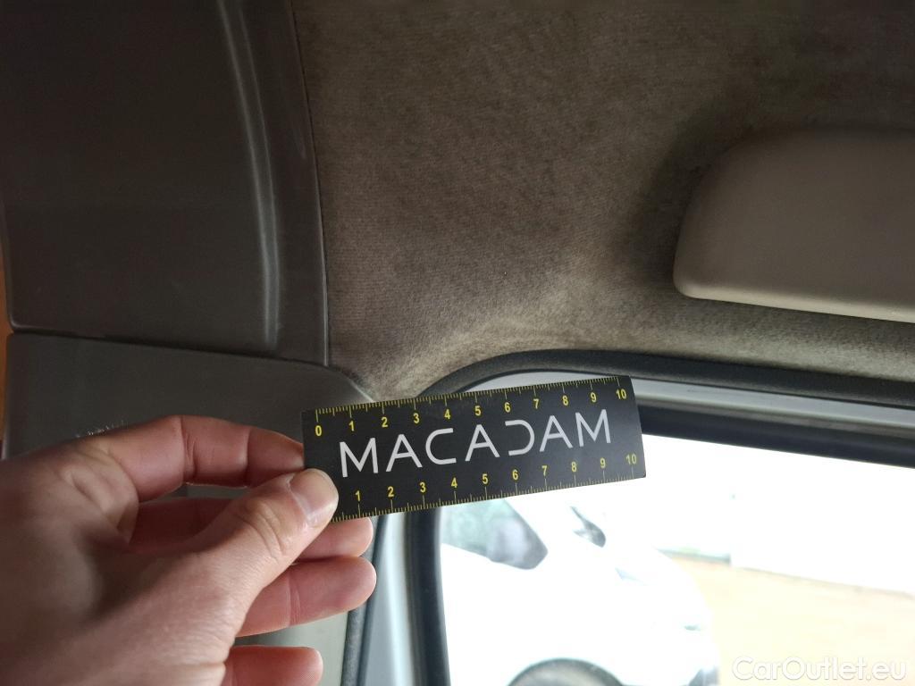  Renault  Master RENAULT  VU 4p Fourgon CA-CF F3500 L2H2 dCi 125 #47