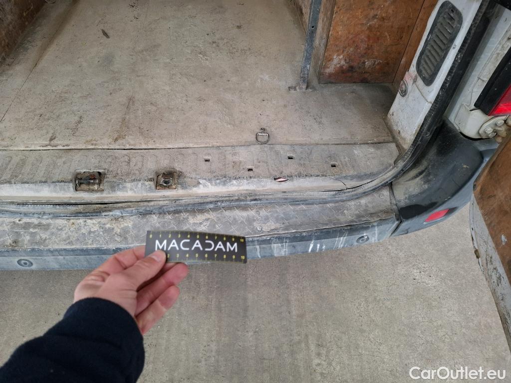  Renault  Master RENAULT  VU 4p Fourgon CA-CF F3500 L2H2 dCi 125 #39