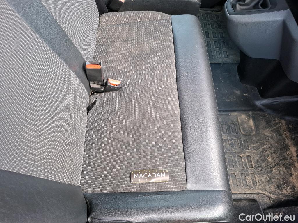  Peugeot  Expert PEUGEOT  VU 4p Fourgon BLUEHDI 120 S&S LONG PREMIUM PACK #31