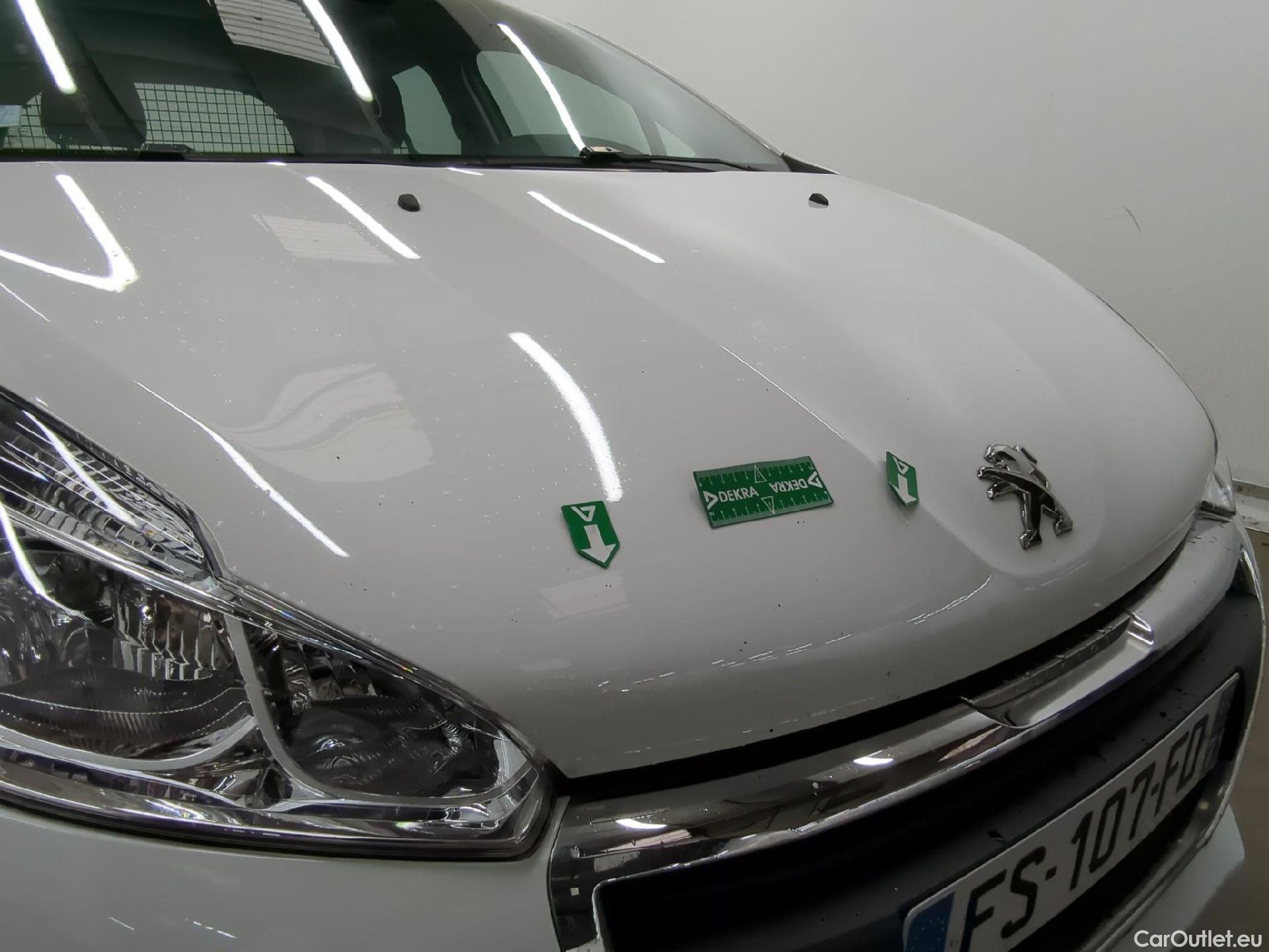  Peugeot  208  Affaire Premium Pack 1.5 HDi 100CV BVM5 E6dT #18