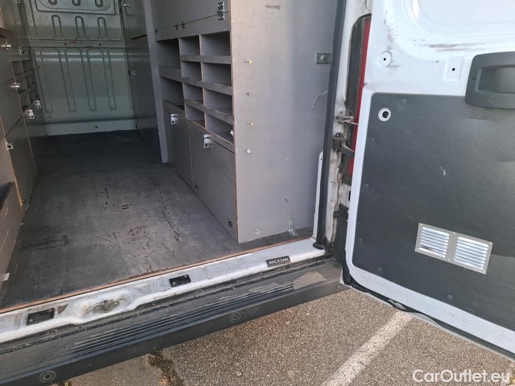  Peugeot  Boxer  Fourgon Surélevé 333 L2H2 Premium BlueHDi 120 Start&Stop HDi 120CV BVM6 E6d #17