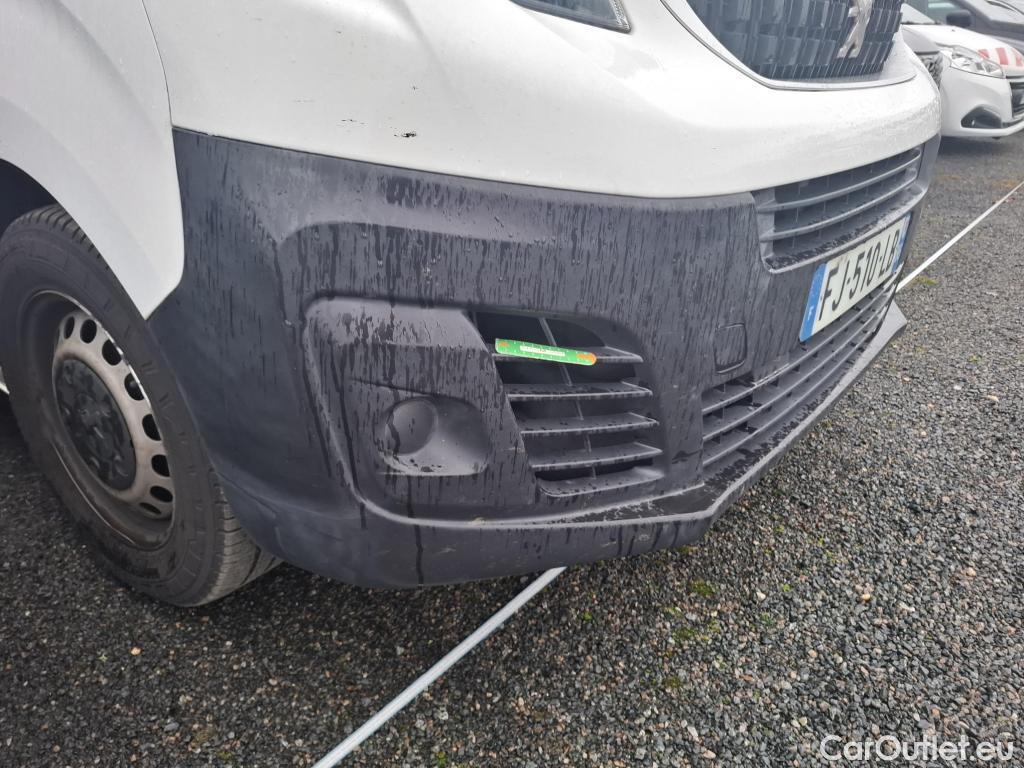  Peugeot  Expert  Fourgon Premium Standard 1.5 HDi 120CV BVM6 E6dT #2