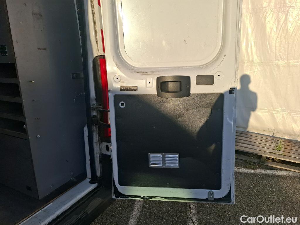  Peugeot  Boxer  Fourgon Surélevé 333 L2H2 Premium BlueHDi 120 Start&Stop HDi 120CV BVM6 E6d #36