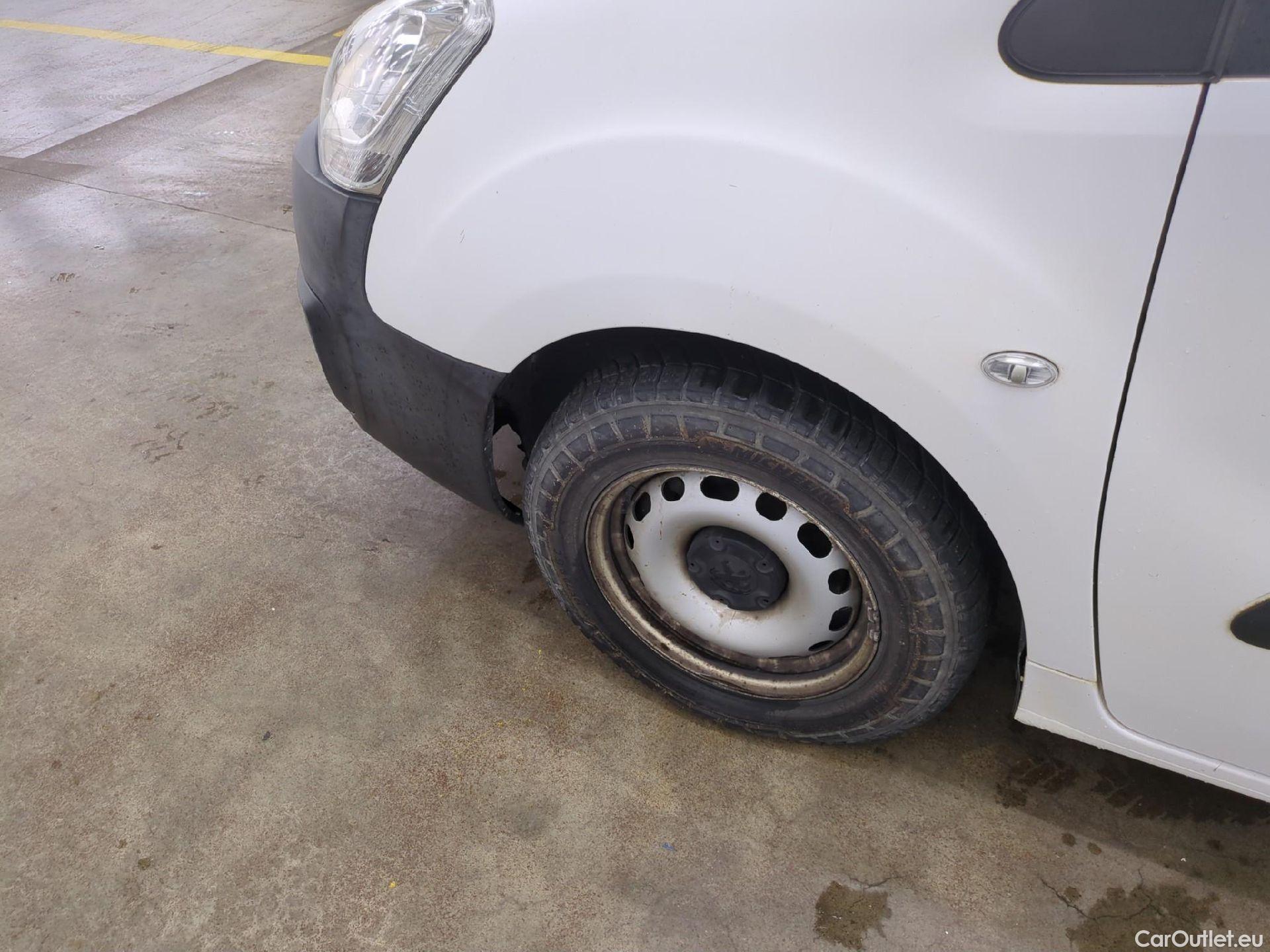  Peugeot  Partner  L1 Premium Pack 1.6 HDi 100CV BVM5 E6 #15