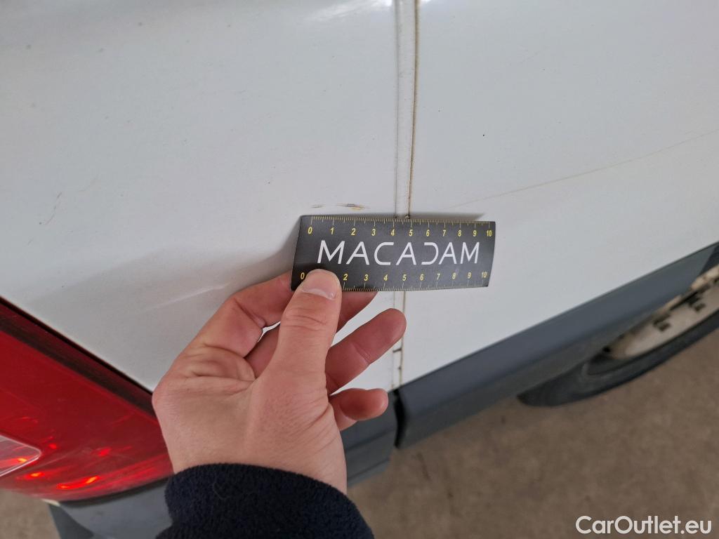  Renault  Master RENAULT  VU 4p Fourgon CA-CF F3500 L2H2 dCi 125 #70