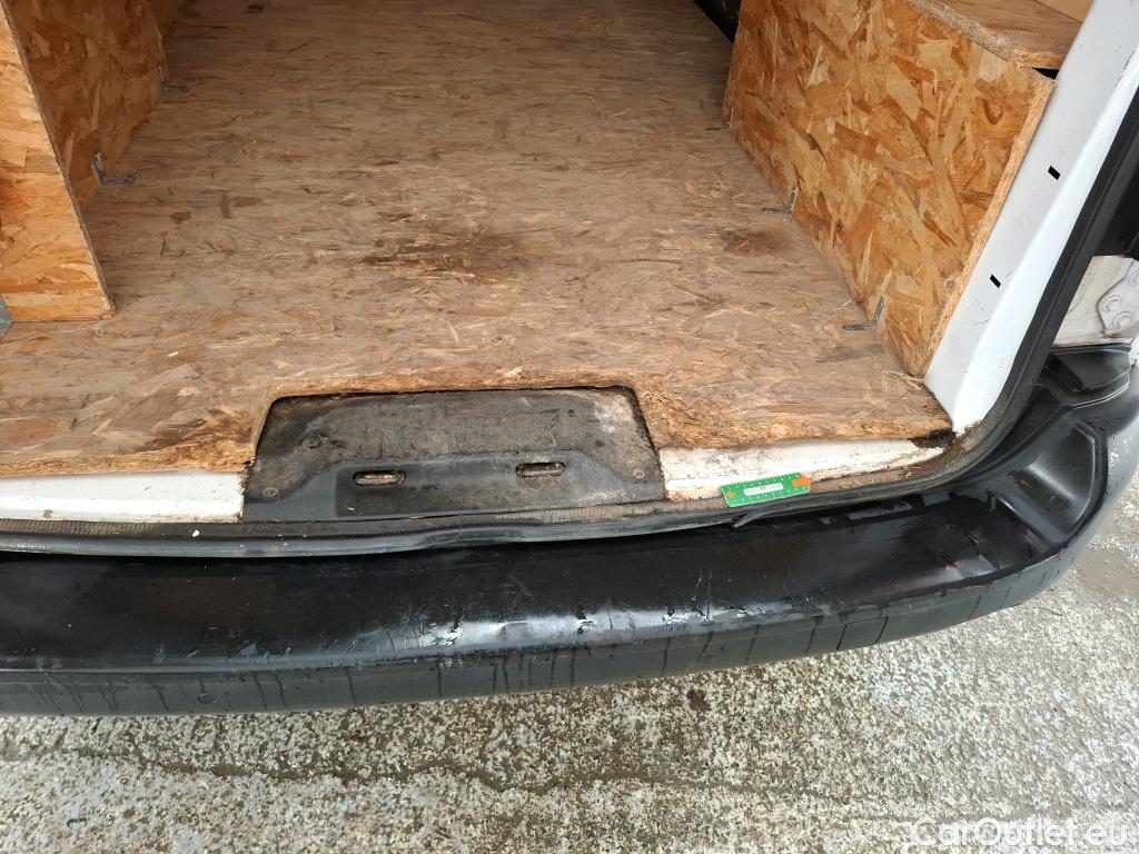  Peugeot  Expert  Fourgon Premium Standard 1.5 HDi 120CV BVM6 E6dT #37