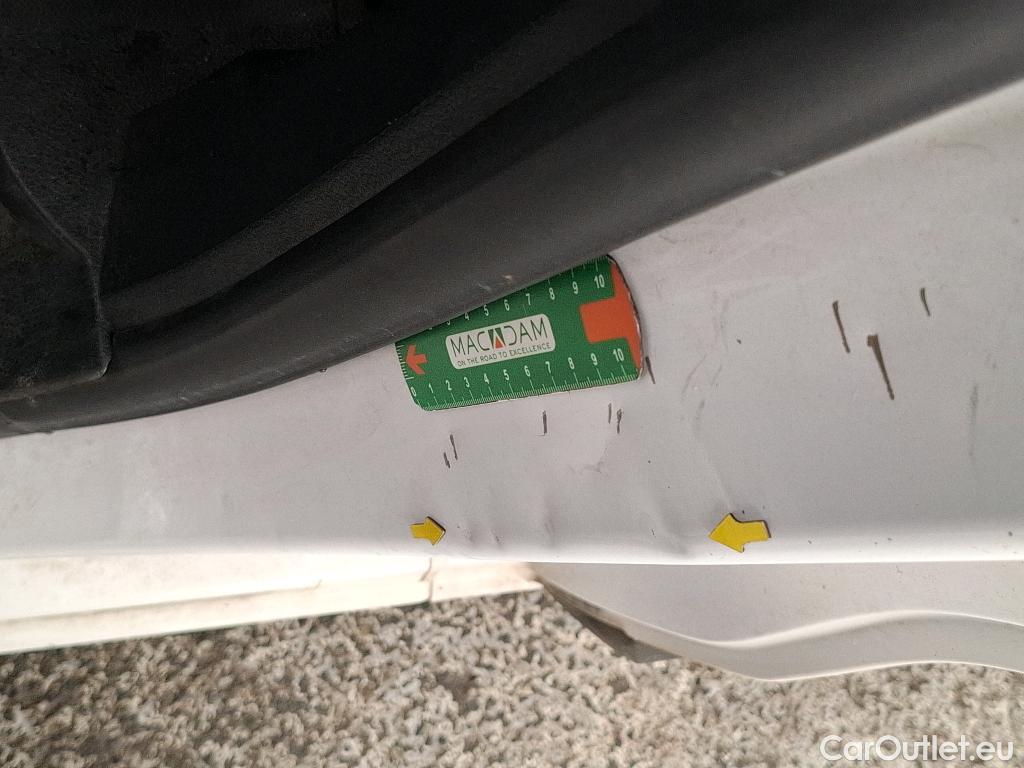  Peugeot  Expert  Fourgon Premium Standard 1.5 HDi 120CV BVM6 E6dT #33