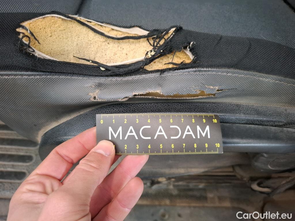  Renault  Master RENAULT  VU 4p Fourgon CA-CF F3500 L2H2 dCi 125 #6