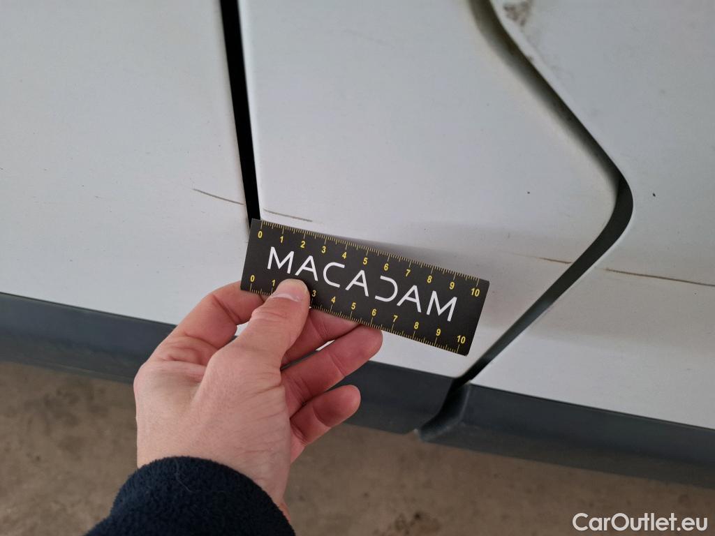  Renault  Master RENAULT  VU 4p Fourgon CA-CF F3500 L2H2 dCi 125 #65