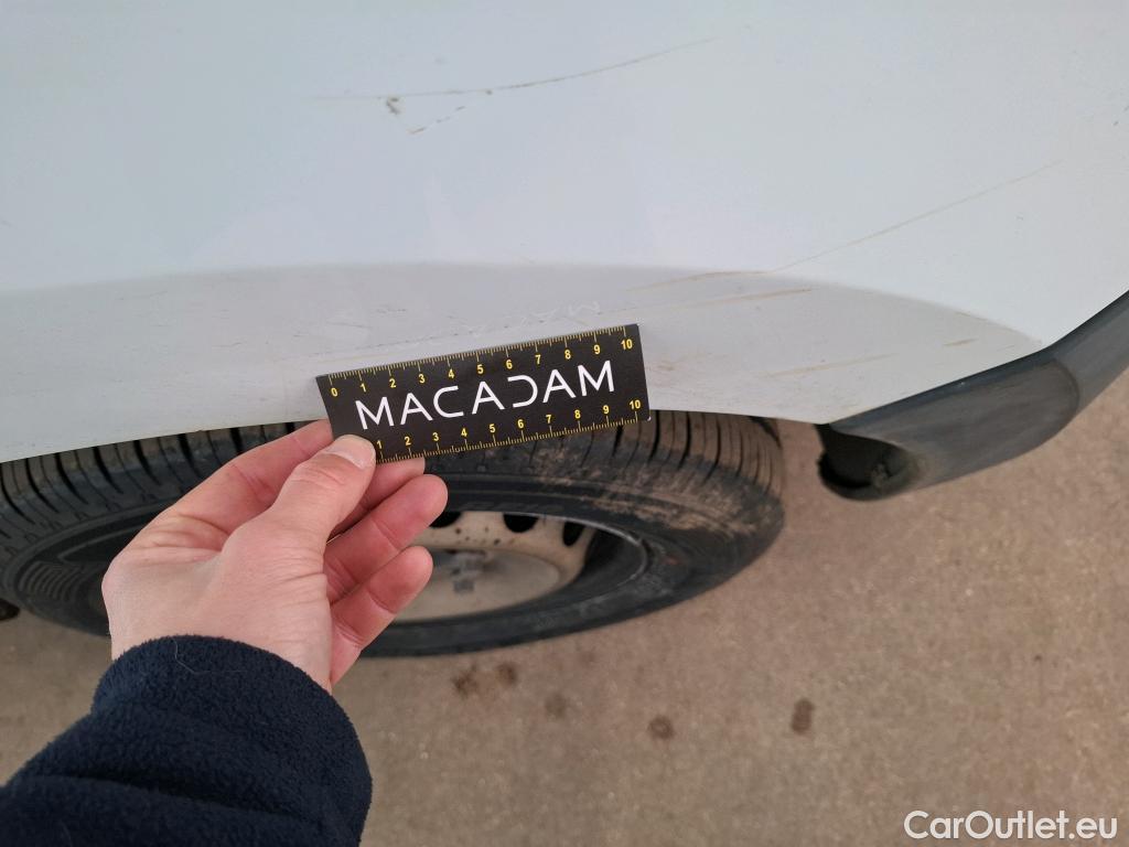  Renault  Master RENAULT  VU 4p Fourgon CA-CF F3500 L2H2 dCi 125 #58