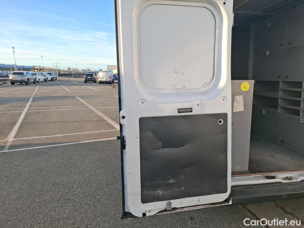  Peugeot  Boxer  Fourgon Surélevé 333 L2H2 Premium BlueHDi 120 Start&Stop HDi 120CV BVM6 E6d #13