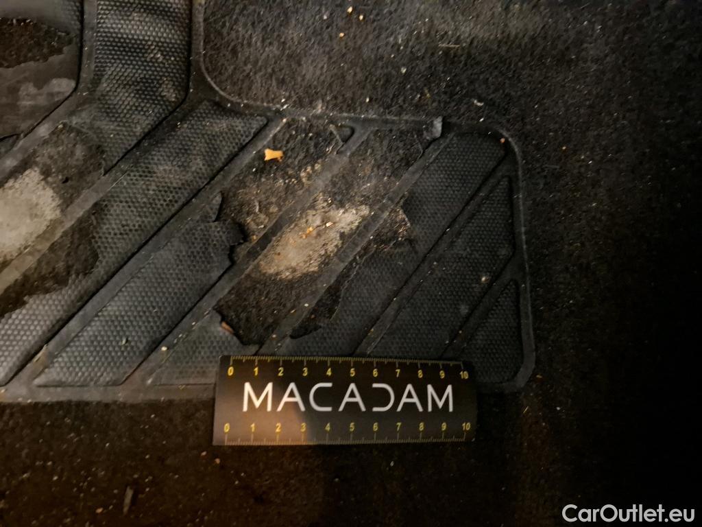  Peugeot  308 PEUGEOT  Affaire VU 5p Berline BlueHDi 100 S&S PREMIUM PACK #2