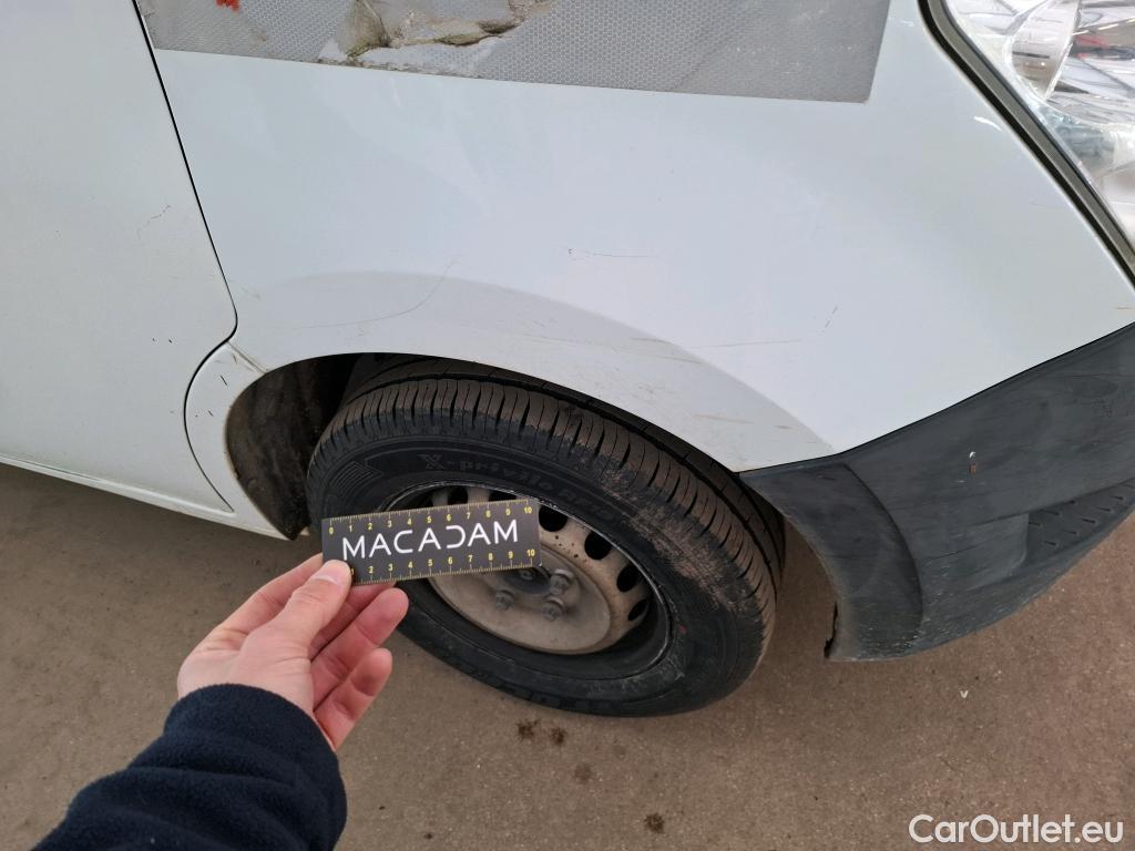  Renault  Master RENAULT  VU 4p Fourgon CA-CF F3500 L2H2 dCi 125 #56