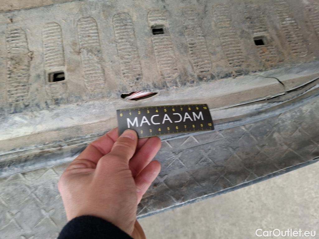  Renault  Master RENAULT  VU 4p Fourgon CA-CF F3500 L2H2 dCi 125 #40