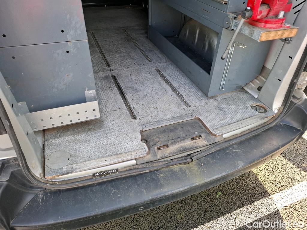  Peugeot  Expert PEUGEOT  VU 4p Fourgon BLUEHDI 120 S&S LONG PREMIUM PACK #25