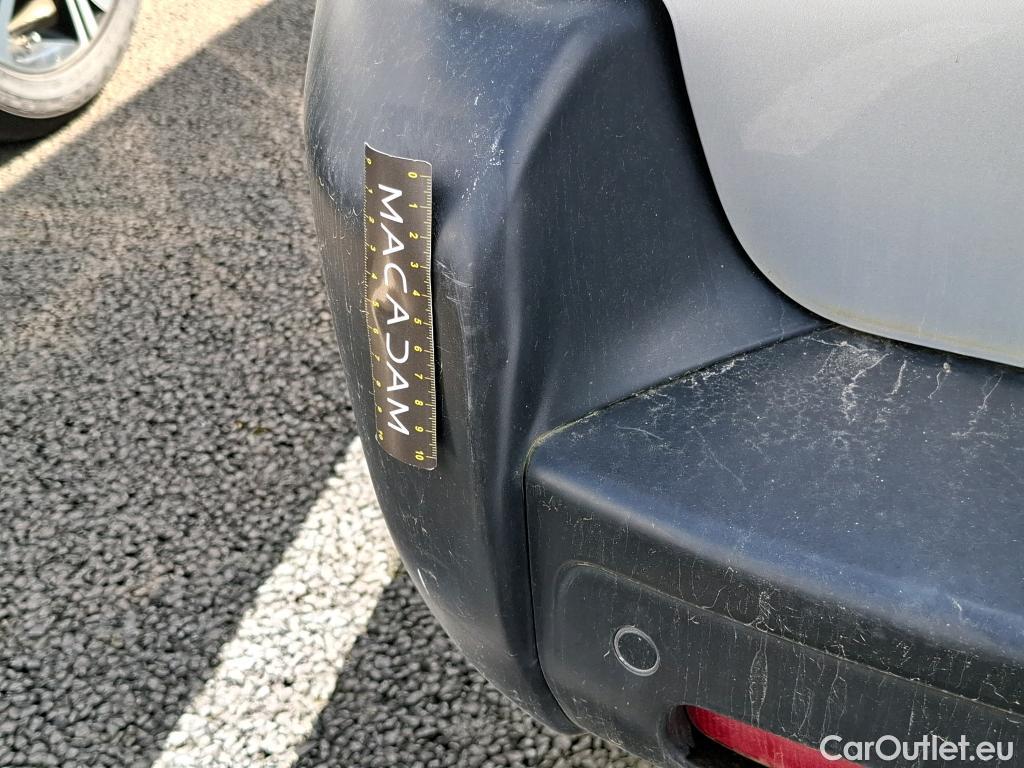  Peugeot  Expert PEUGEOT  VU 4p Fourgon BLUEHDI 120 S&S LONG PREMIUM PACK #19