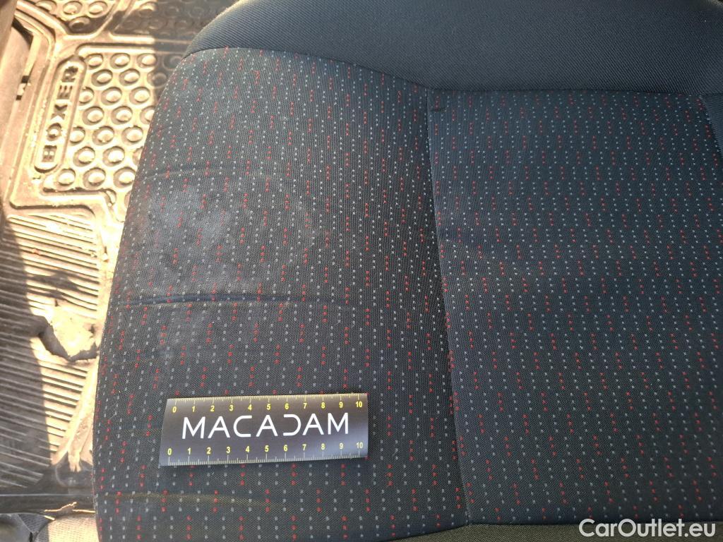  Peugeot  Boxer  Fourgon Surélevé 333 L2H2 Premium BlueHDi 120 Start&Stop HDi 120CV BVM6 E6d #31